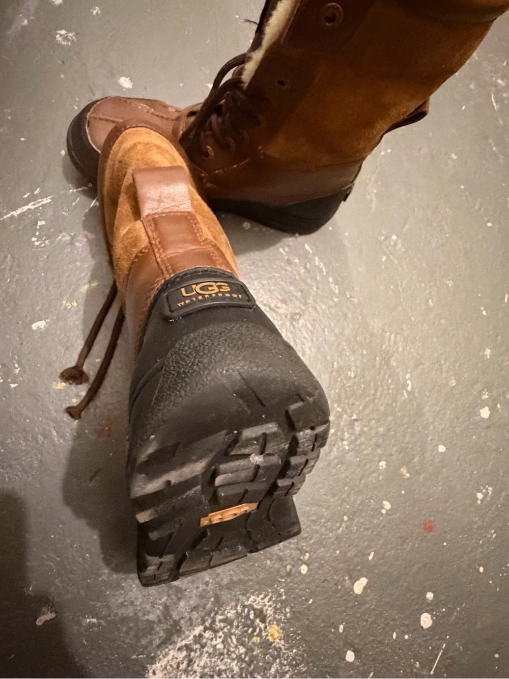 Ugg Kids 🧒 Brown Faux-Fur Lined Winter Lace-Up Boots